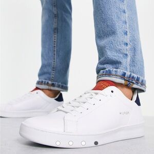 Men’s Tommy Hilfiger Retro Court Sneakers in white size 11.5 US